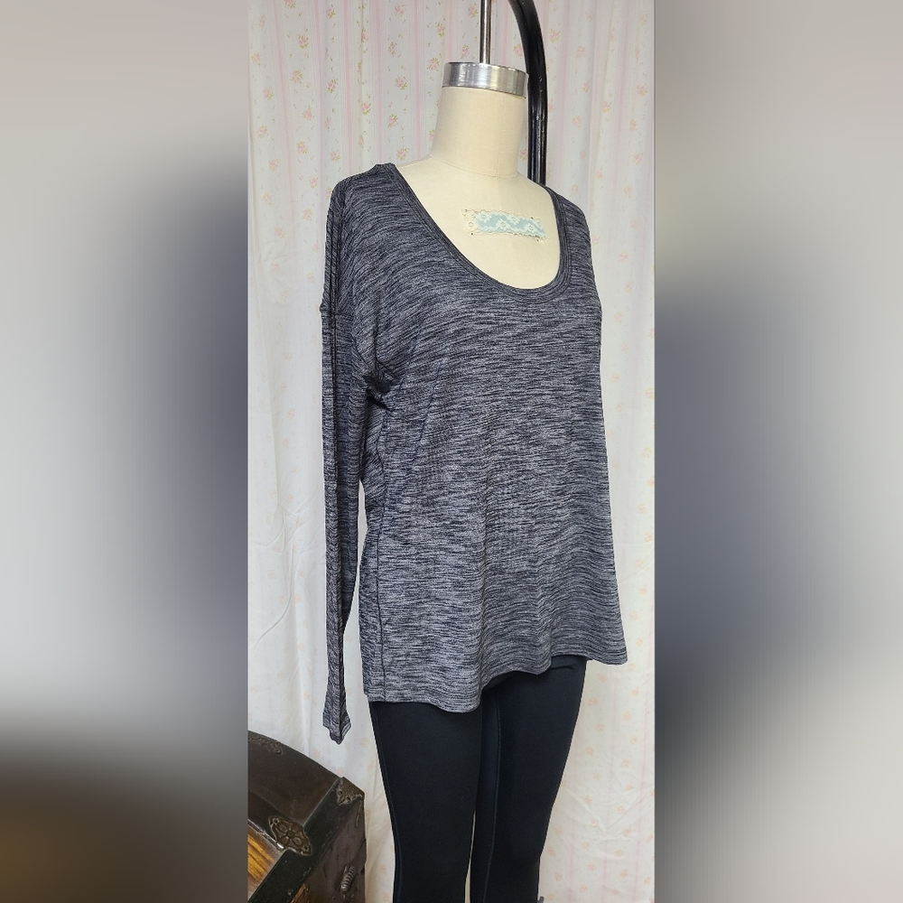 Lululemon Tee Shirt